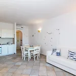Belvedere 18 - 3 Shared Pool